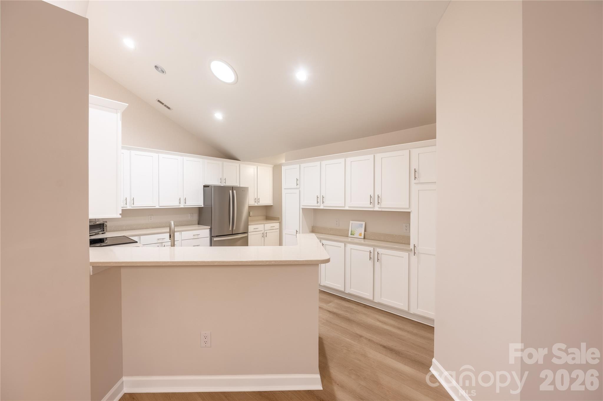 Ridge Road Villa - Residential