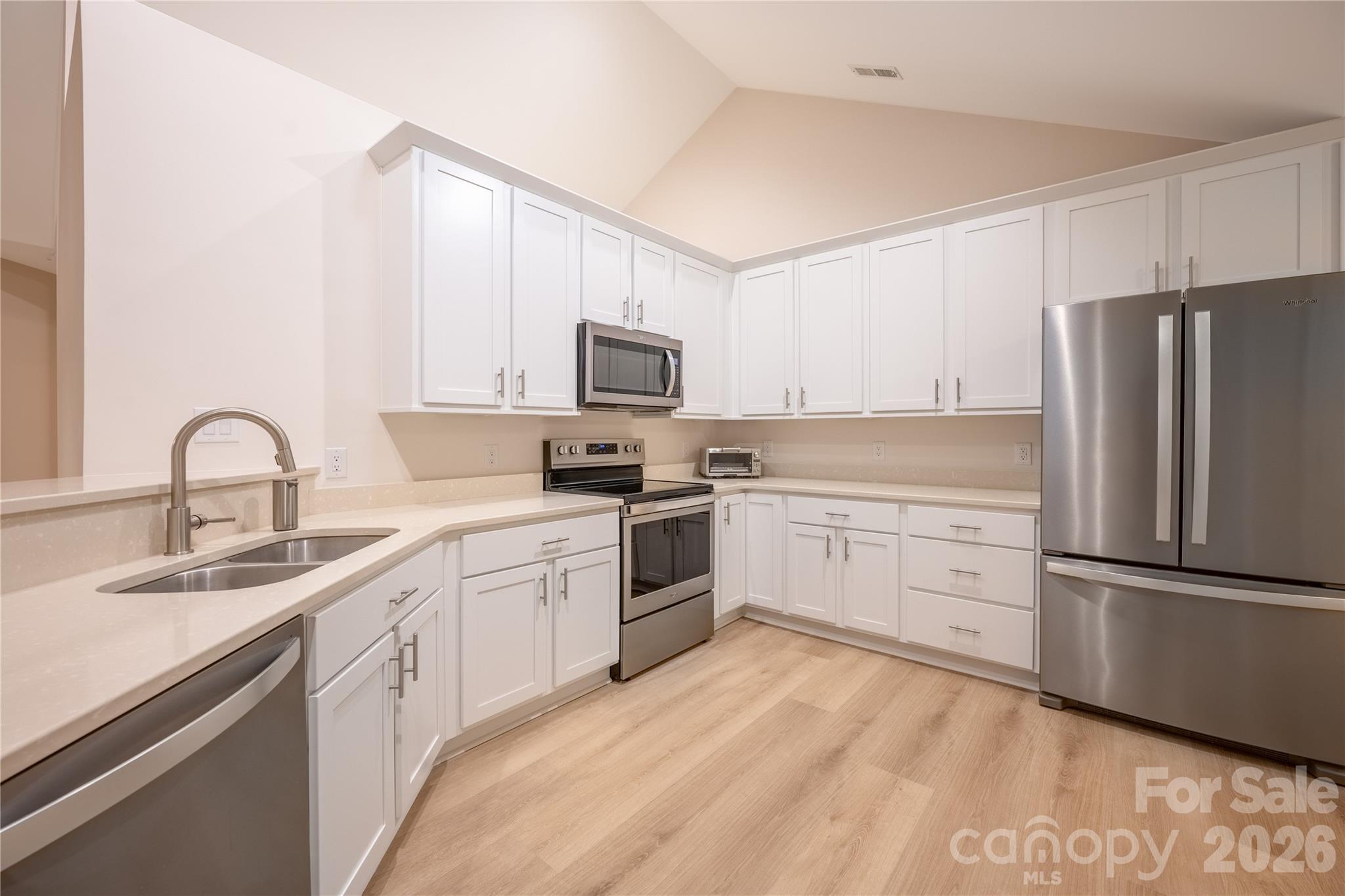 Ridge Road Villa - Residential