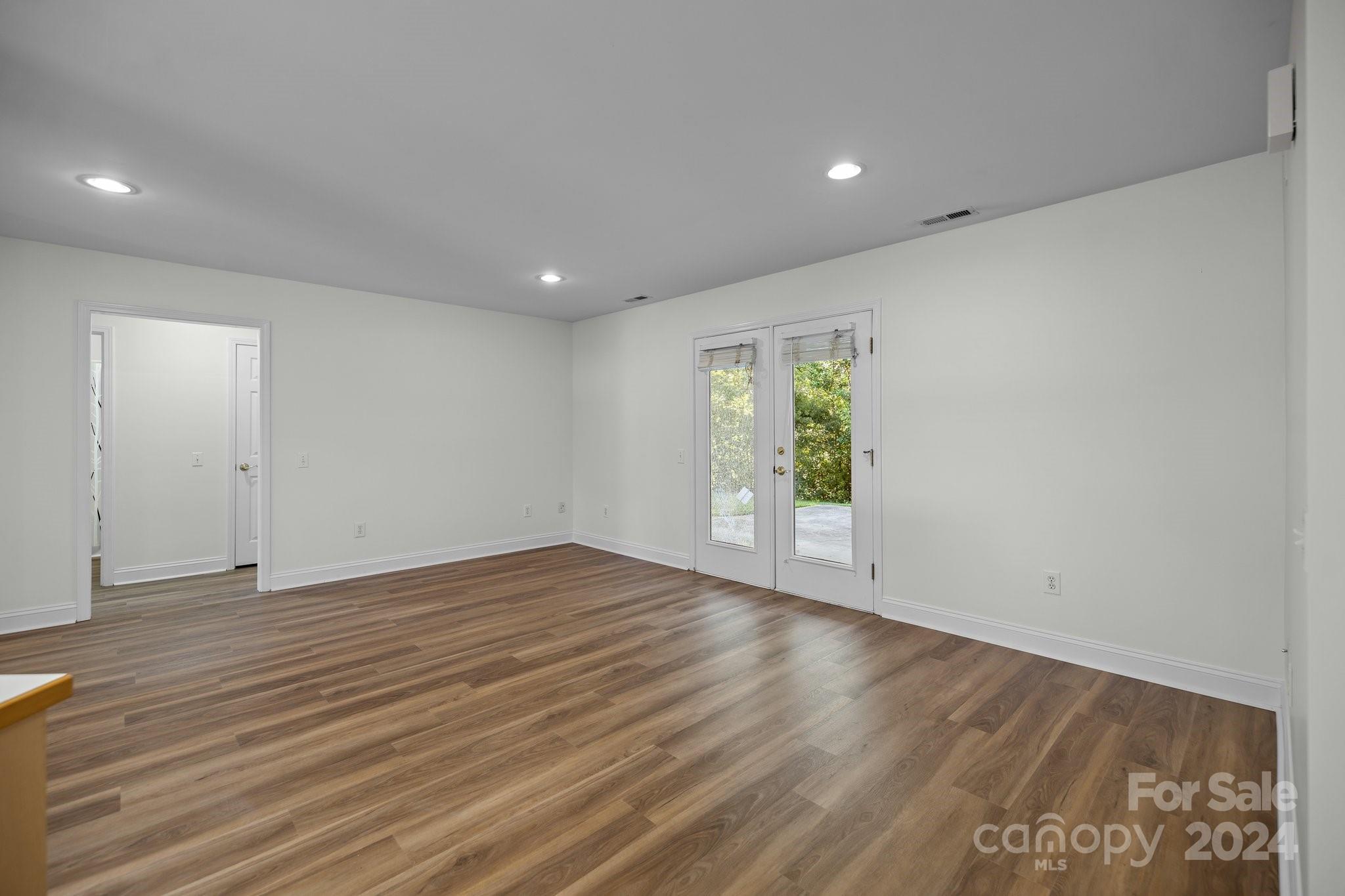 Highland Creek - Residential