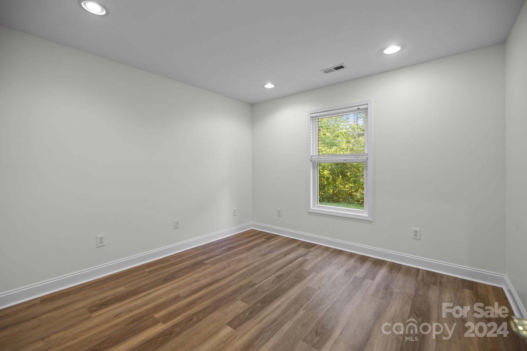 Highland Creek - Residential