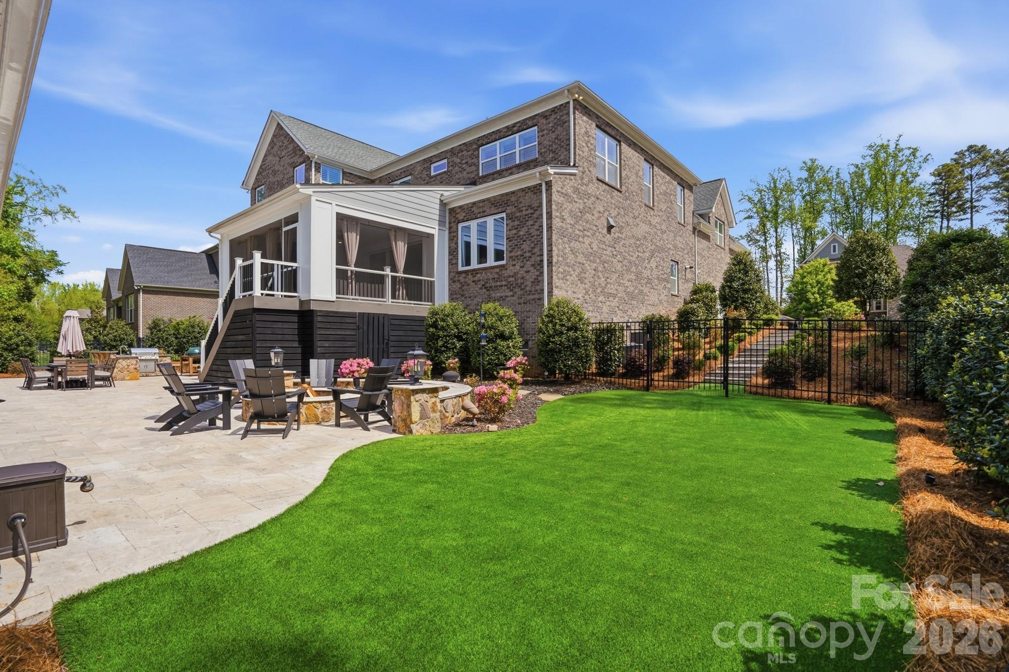 The Falls at Weddington - Residential