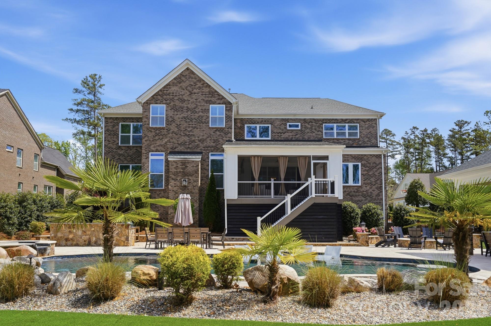 411 Turtleback Ridge