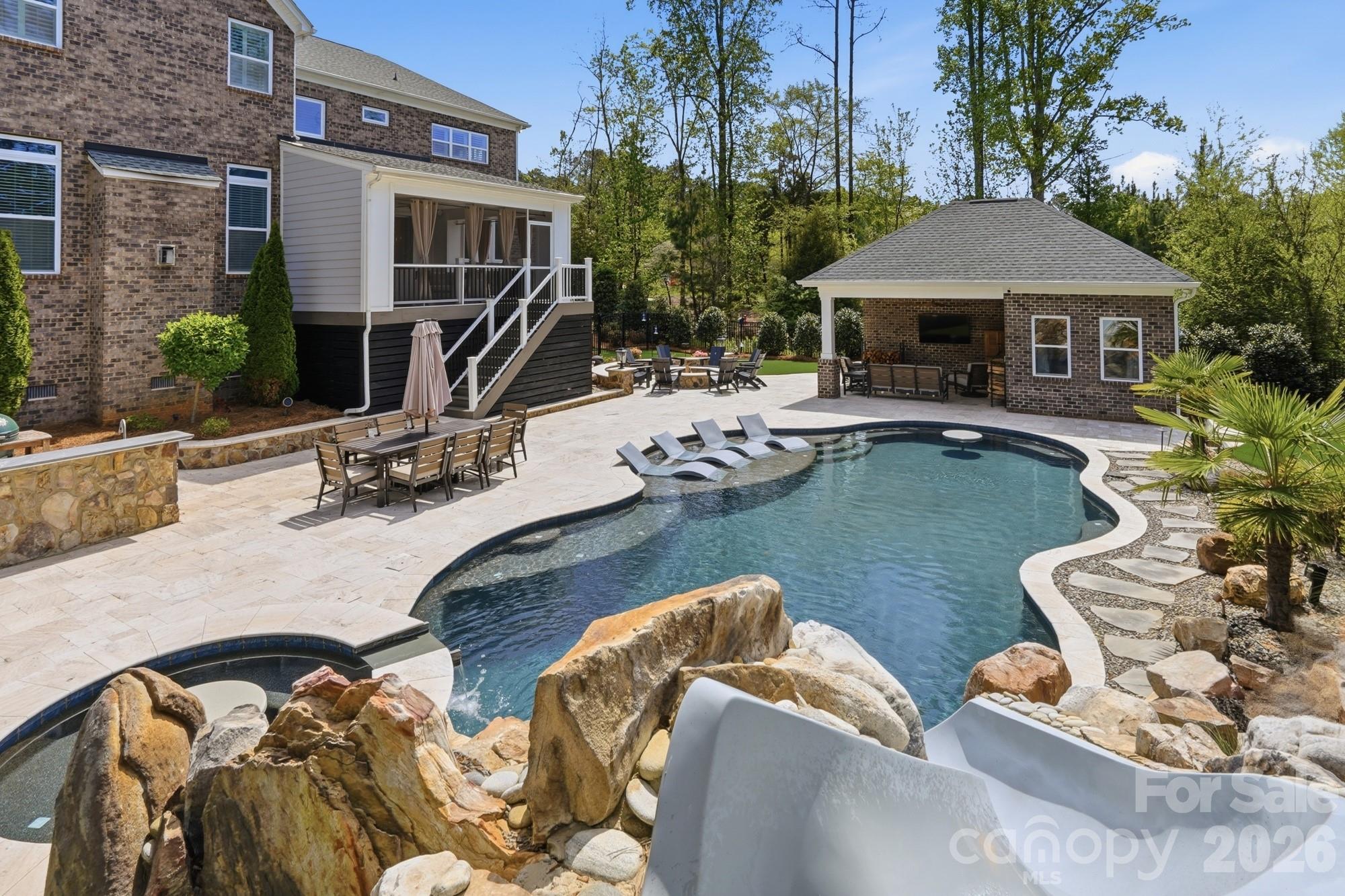 The Falls at Weddington - Residential