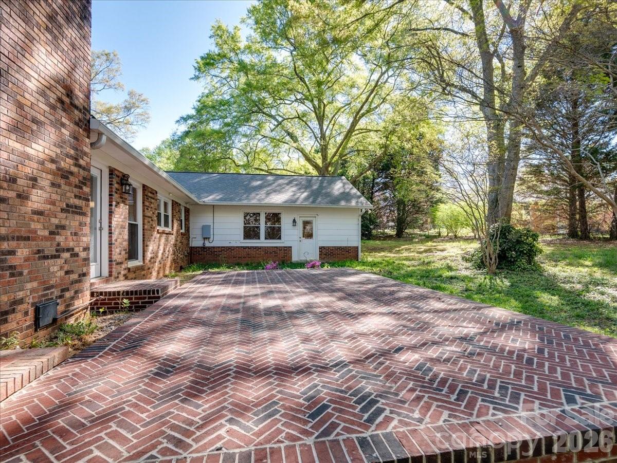 Fairlawn - Residential