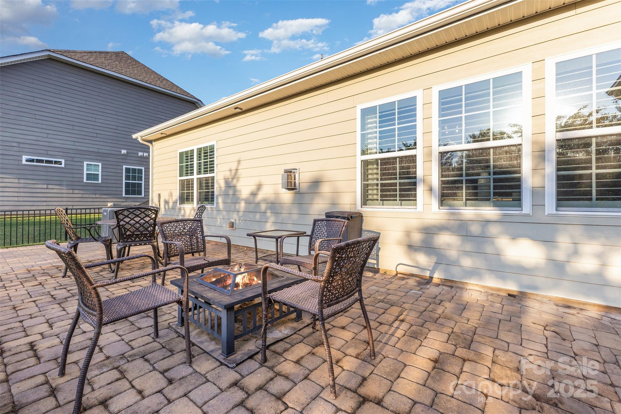 Tree Tops - Residential