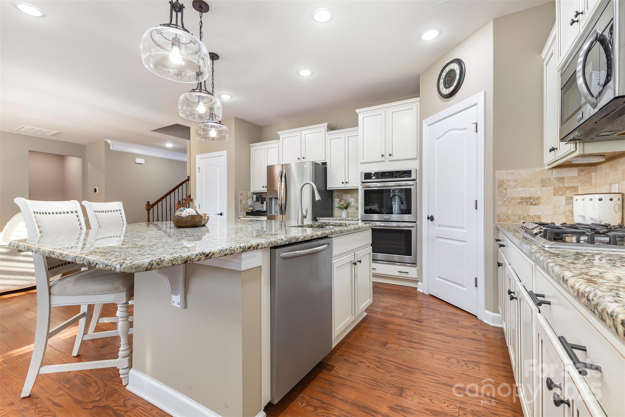 Tree Tops - Residential