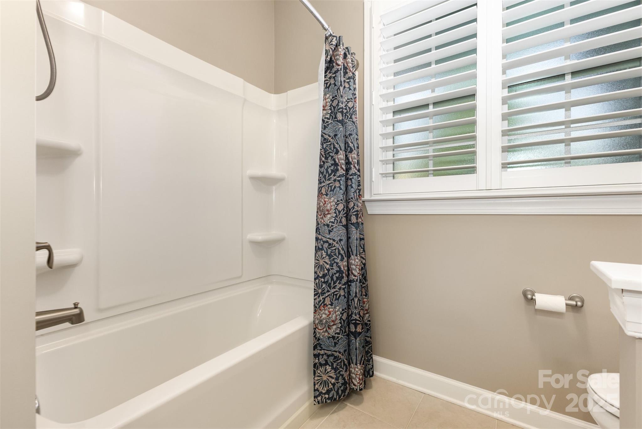 Tree Tops - Residential