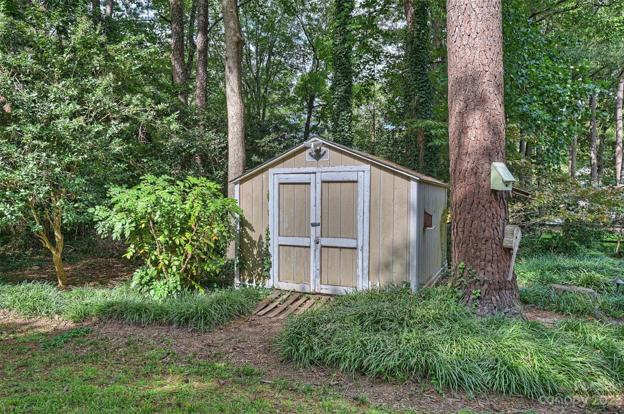 Waverly Hall - Residential