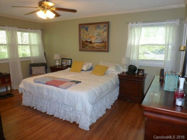 Forest Hills - Residential