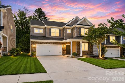 Photo of 13714 Canterbury Castle Drive, Charlotte, NC 28273 (MLS # 4381185)