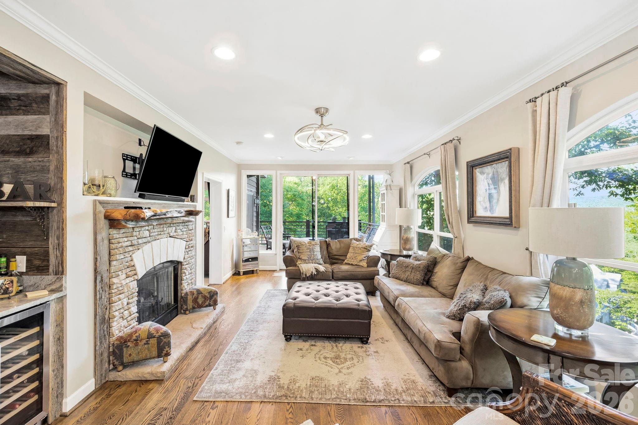 30 Lower Tanglewood Road E Unit 2, Lake Toxaway, NC, 28747