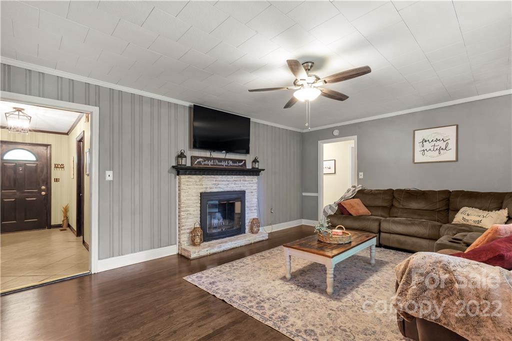 Sunny Hills - Residential