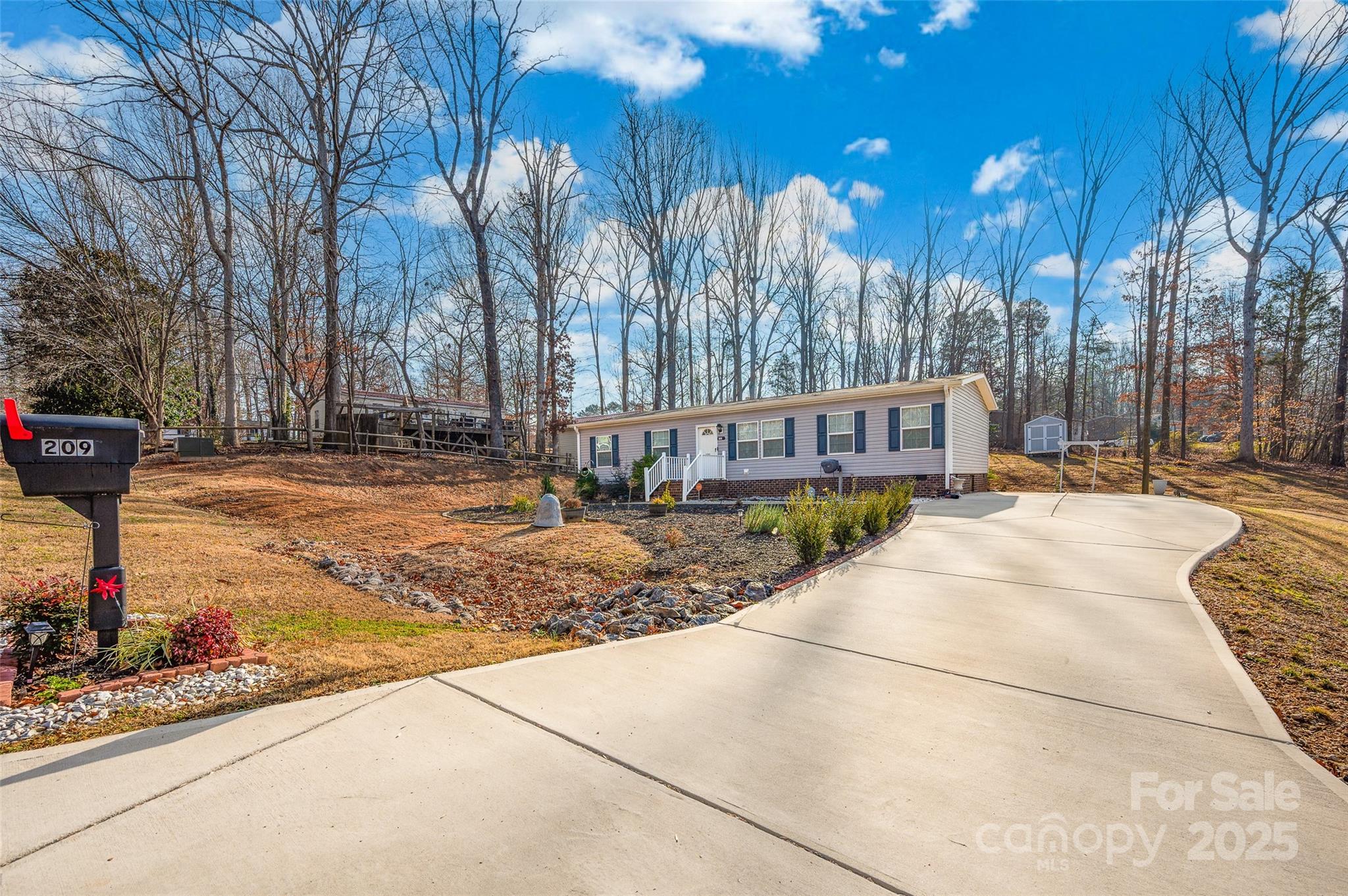 Windward Pointe - Residential