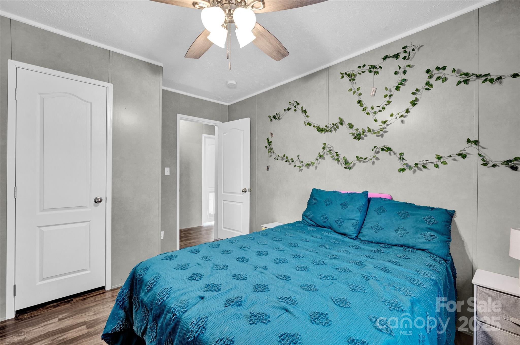 Windward Pointe - Residential