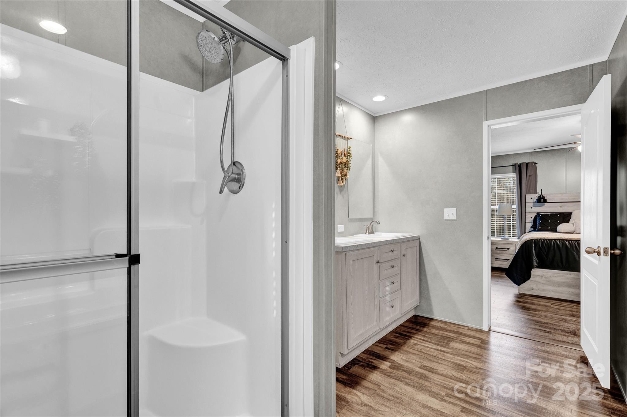 Windward Pointe - Residential