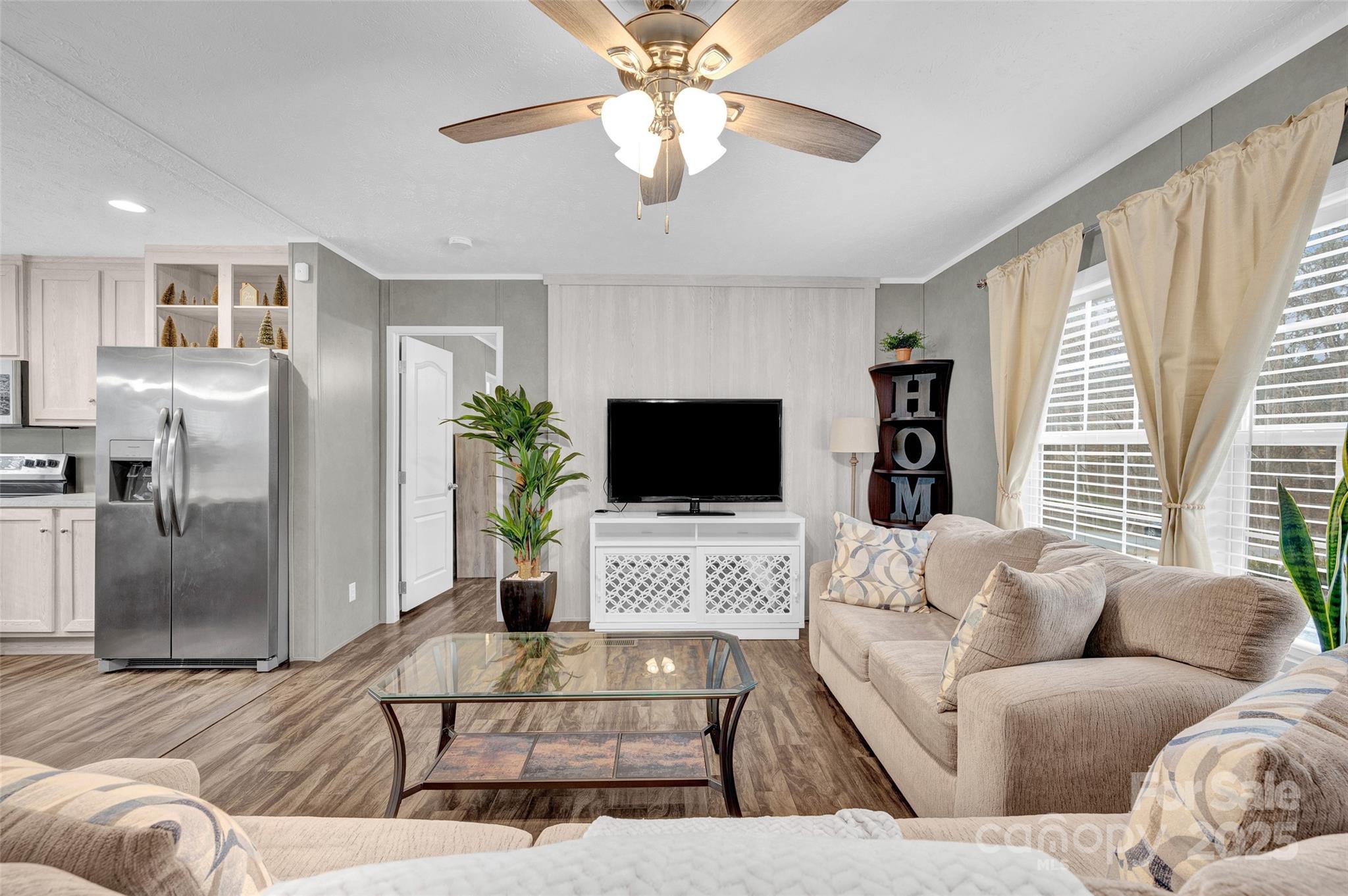 Windward Pointe - Residential