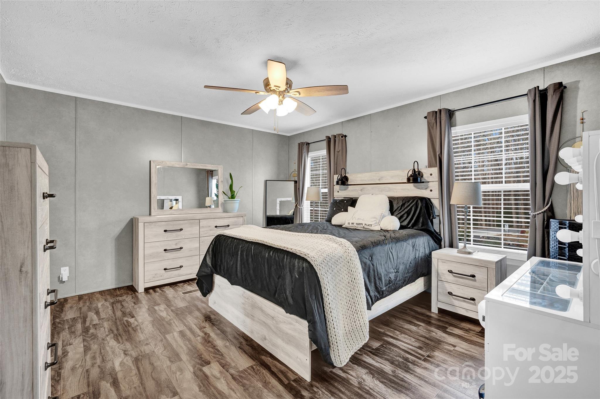 Windward Pointe - Residential