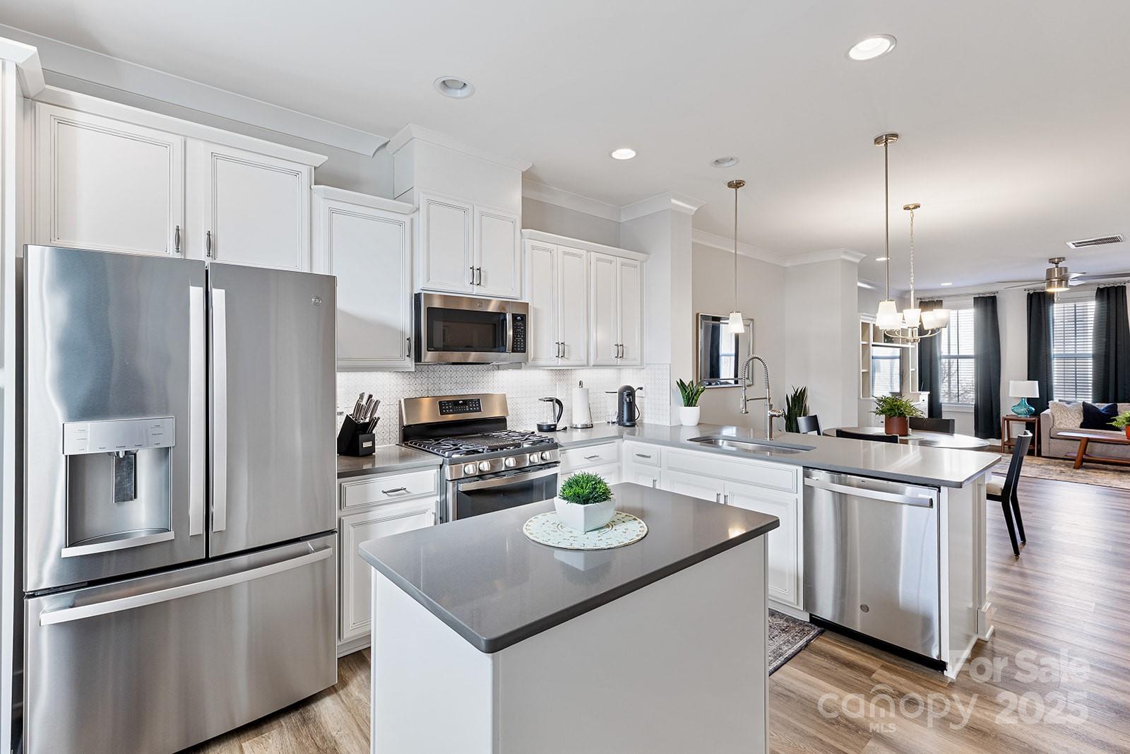 761 Seigle Point Drive