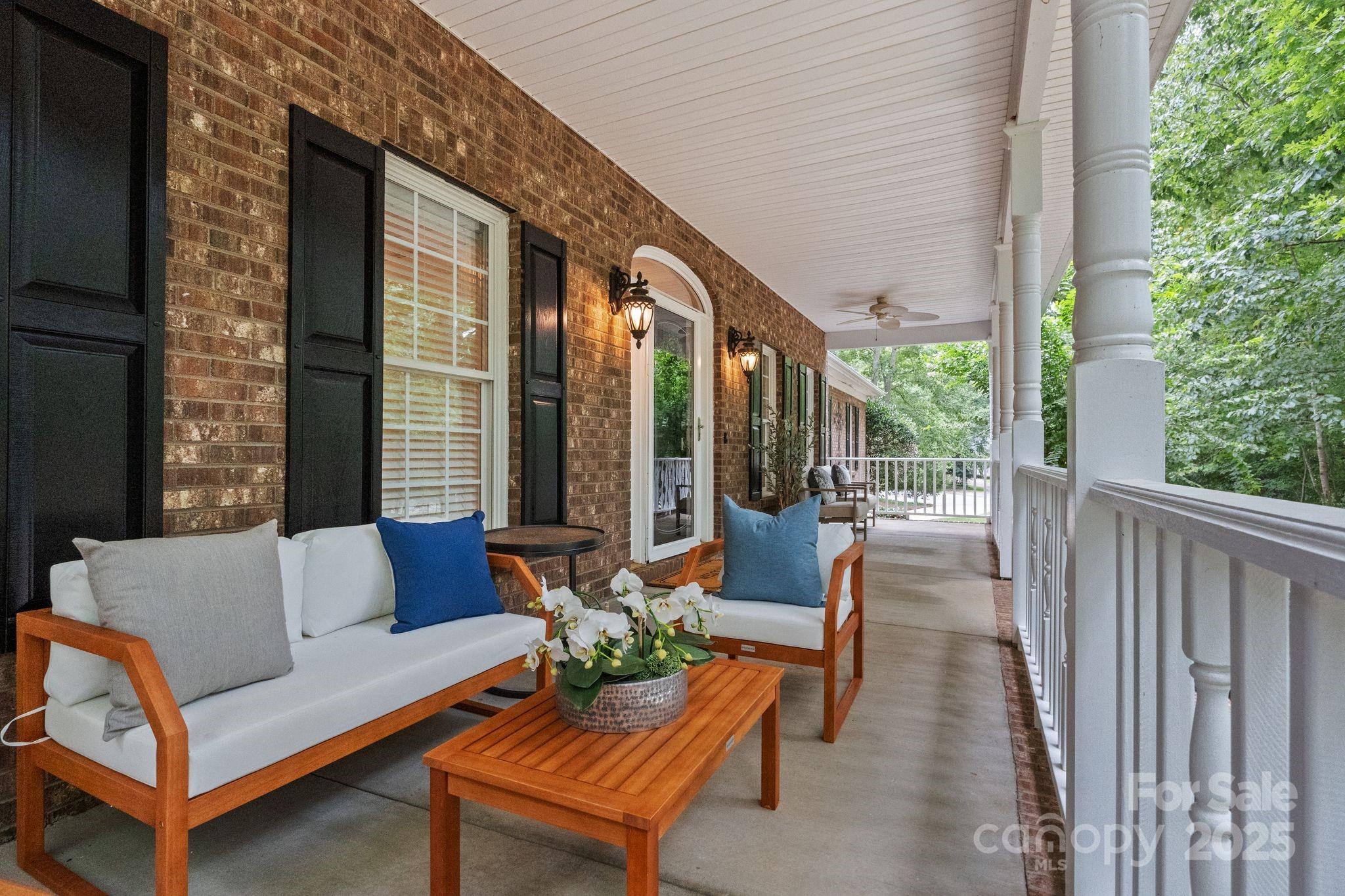 501 Colonels Court