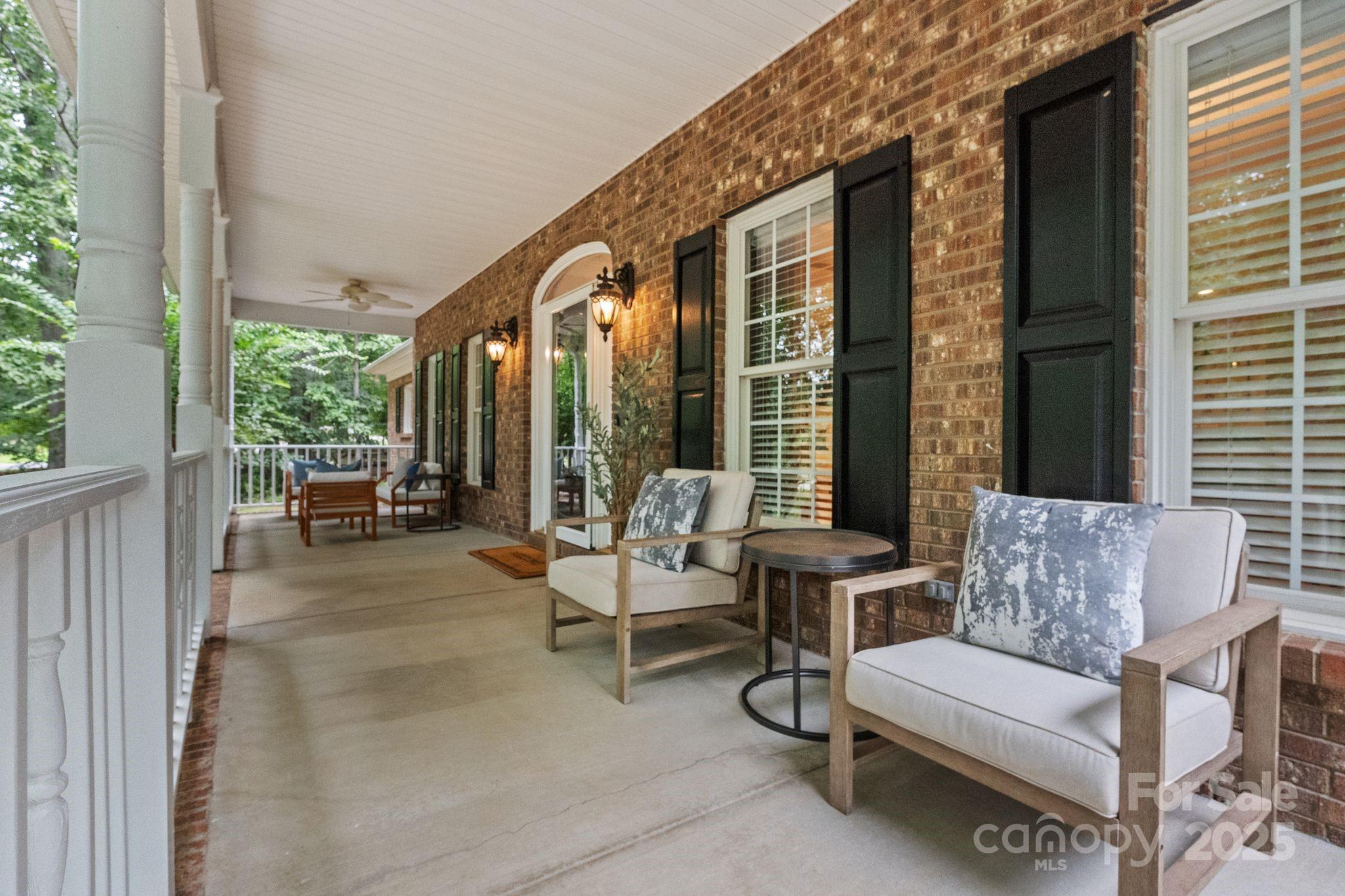 501 Colonels Court