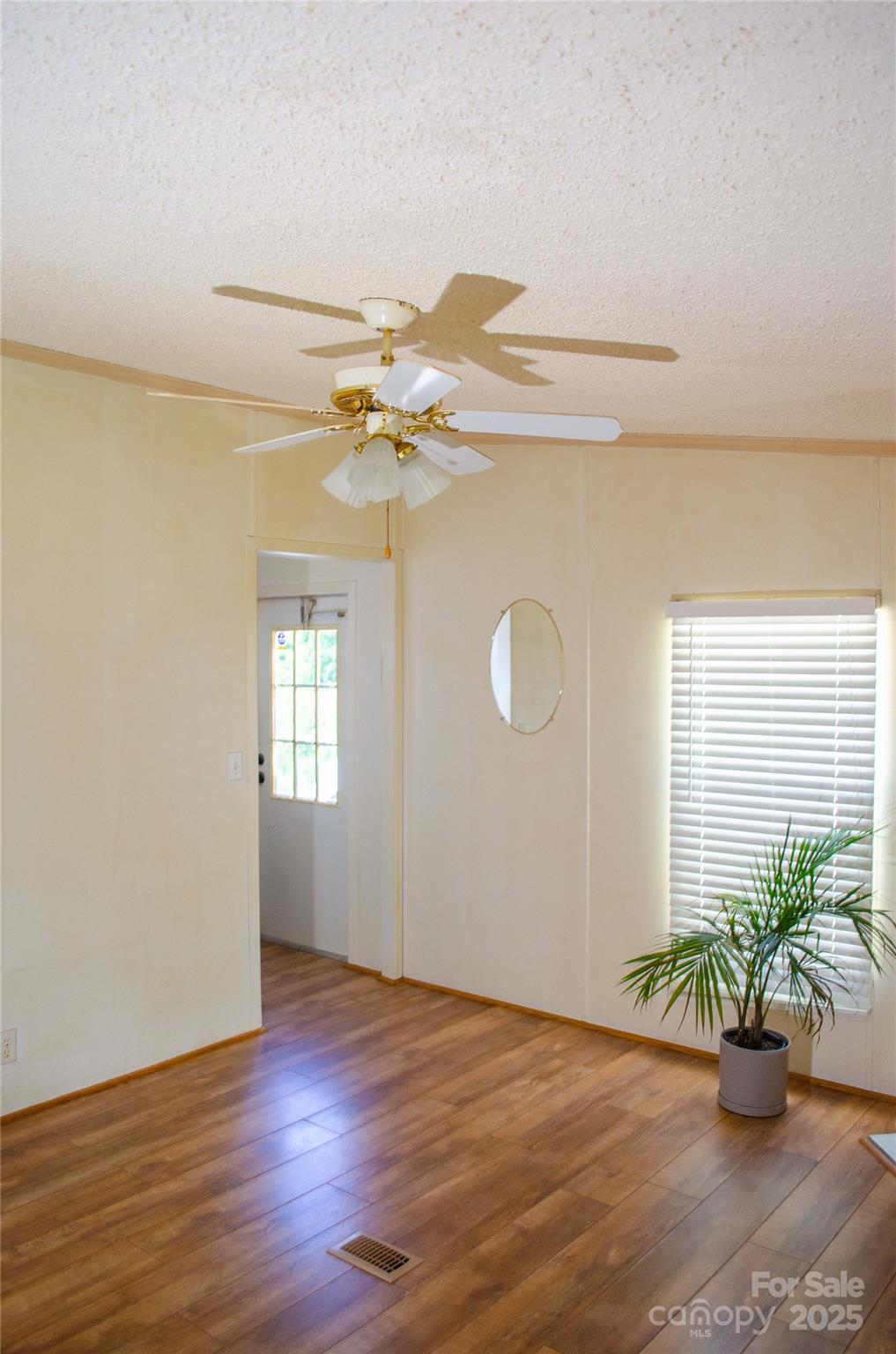 Travis Acres - Residential