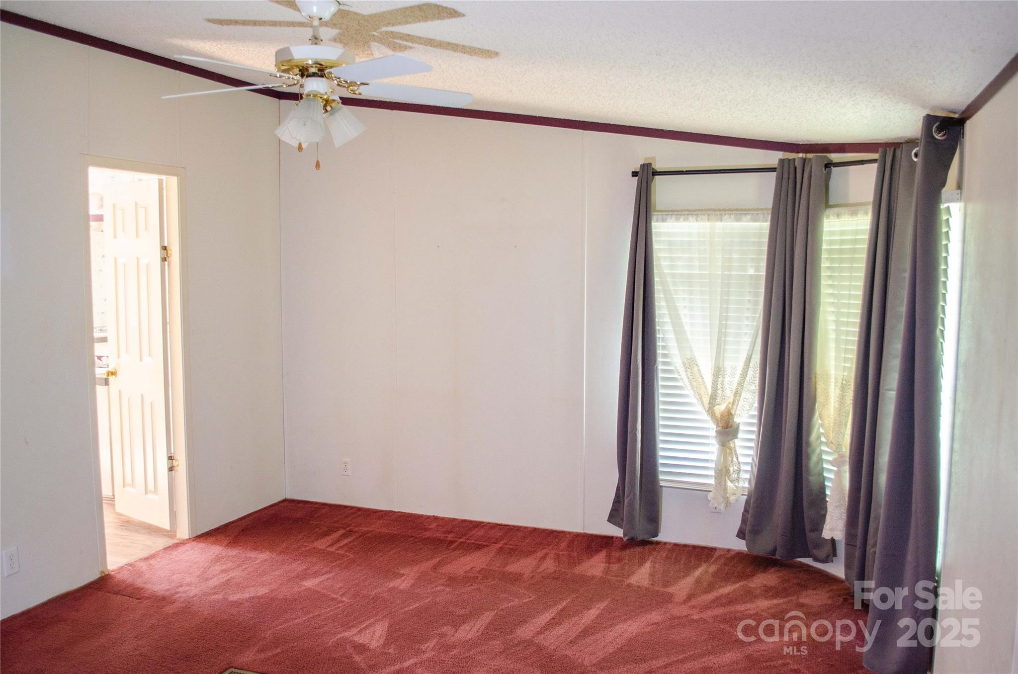 Travis Acres - Residential