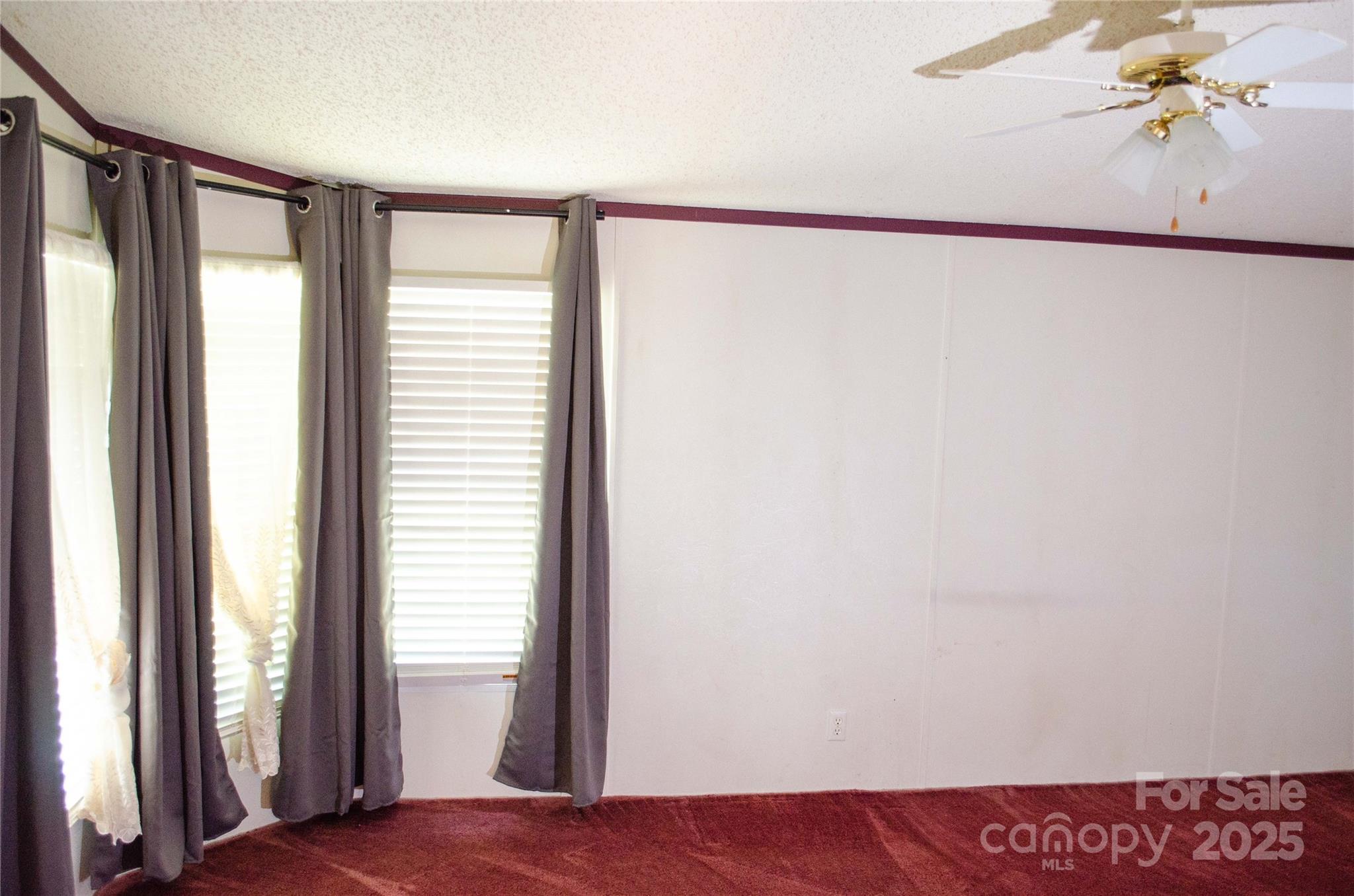 Travis Acres - Residential