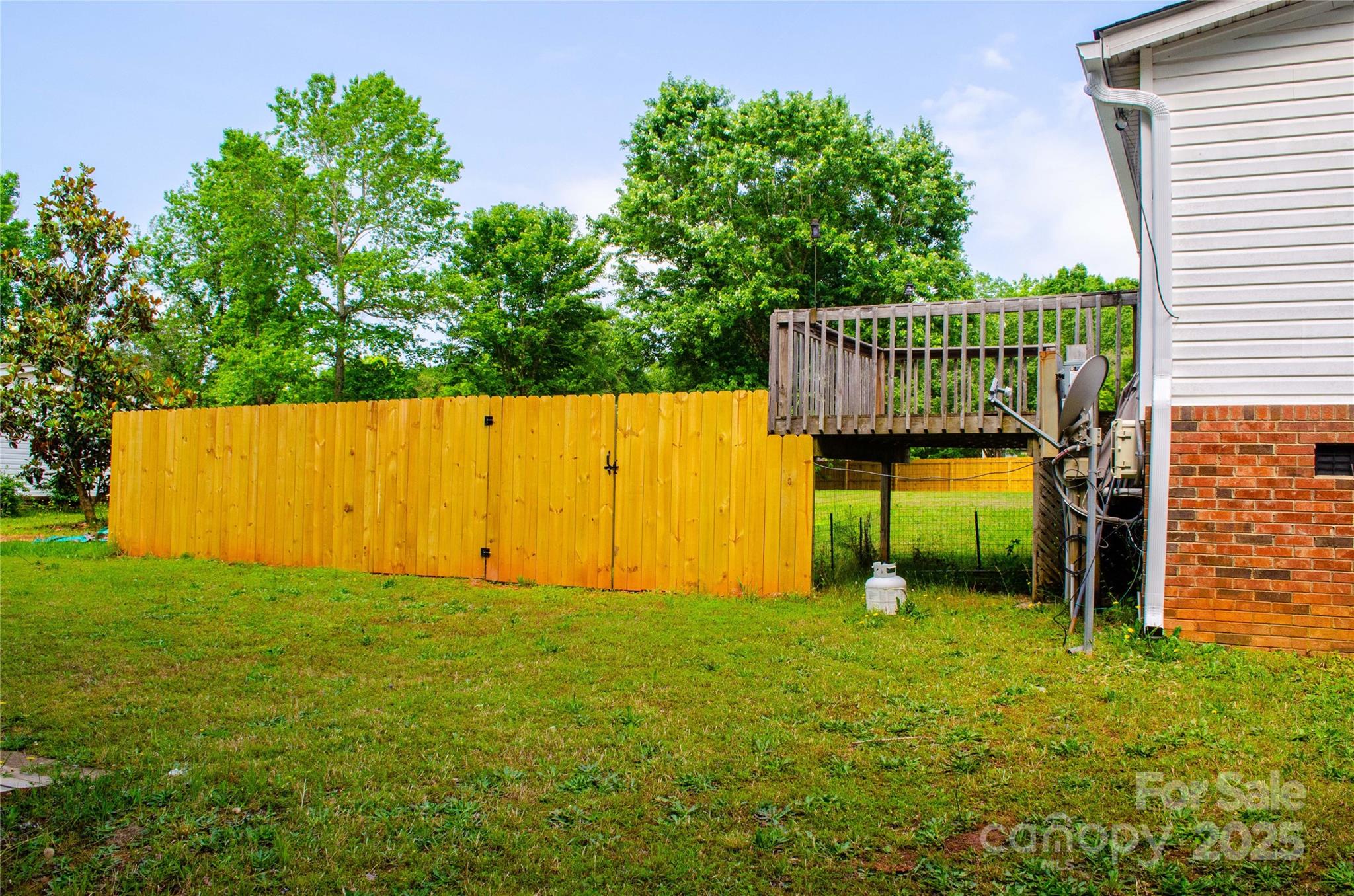 Travis Acres - Residential