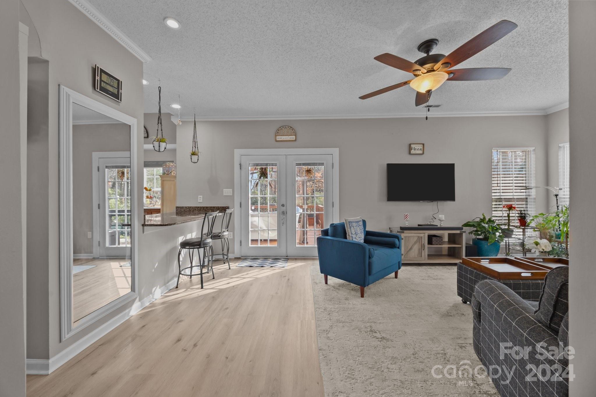 Harris Pointe - Residential