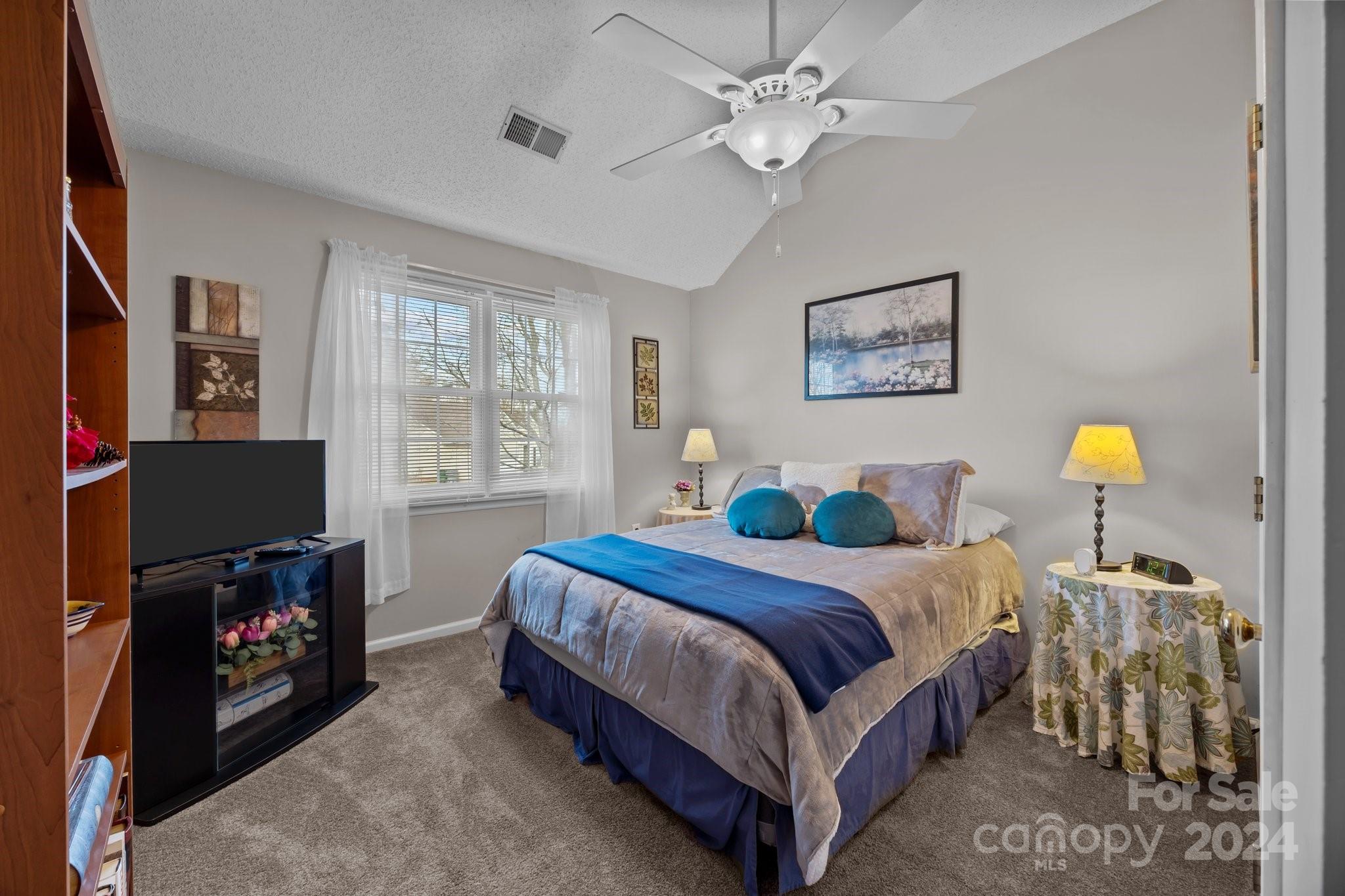 Harris Pointe - Residential