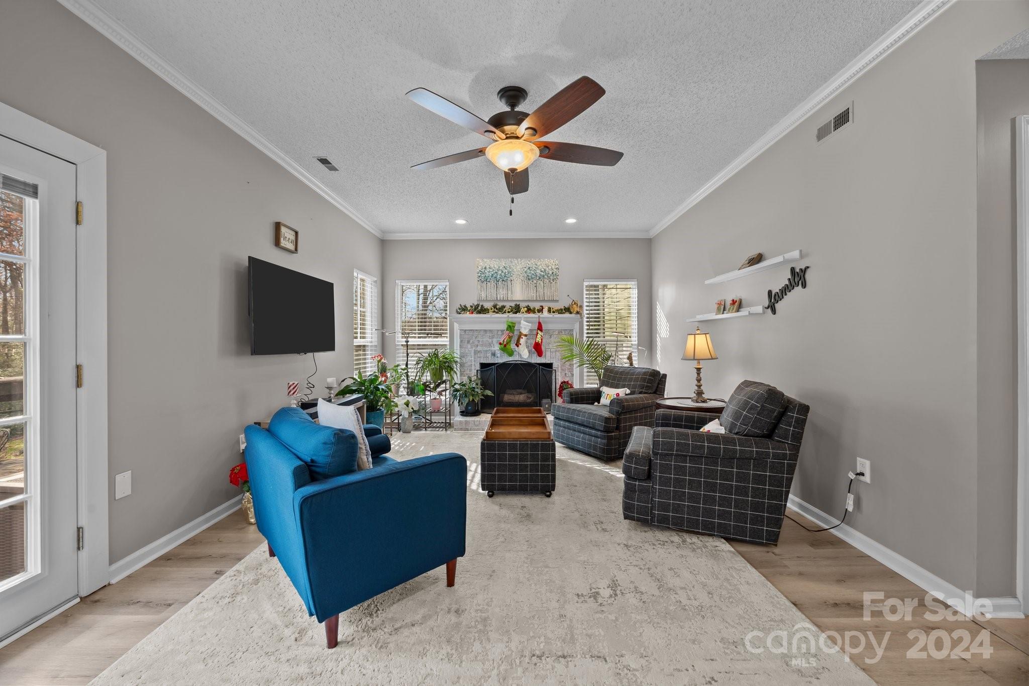 Harris Pointe - Residential