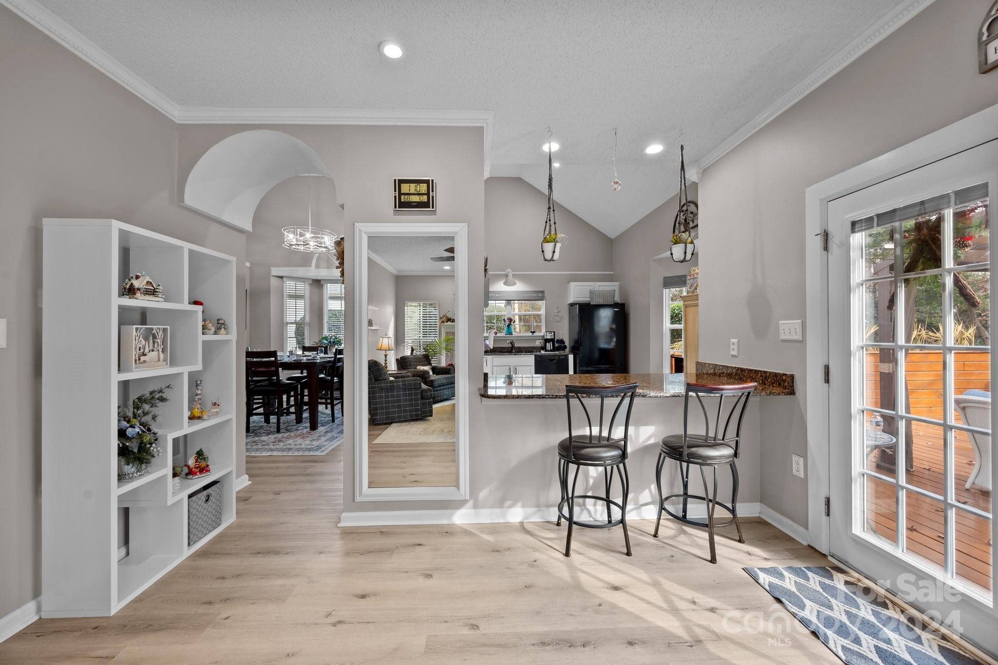 Harris Pointe - Residential