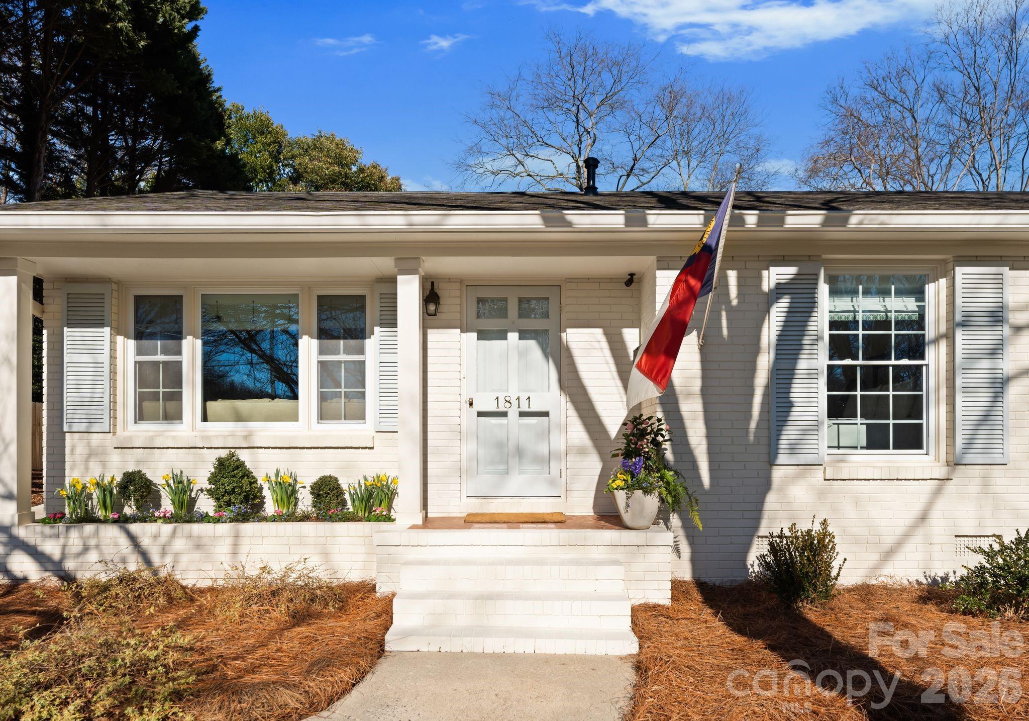 1811 Wedgedale Drive