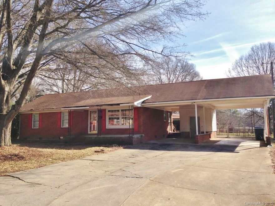 There is a lot of square footage packed into this great priced home! And for the BBQ / smoker enthusiast, there is a built in smoker/bbq in the backyard under the covered patio! This ranch home boasts a large living room, kitchen that overlooks backyard, large master suite with fireplace and private entry. Home needs some updating (including dry rot on the eves and facia). At this price and for this size home, this one is a must see!!