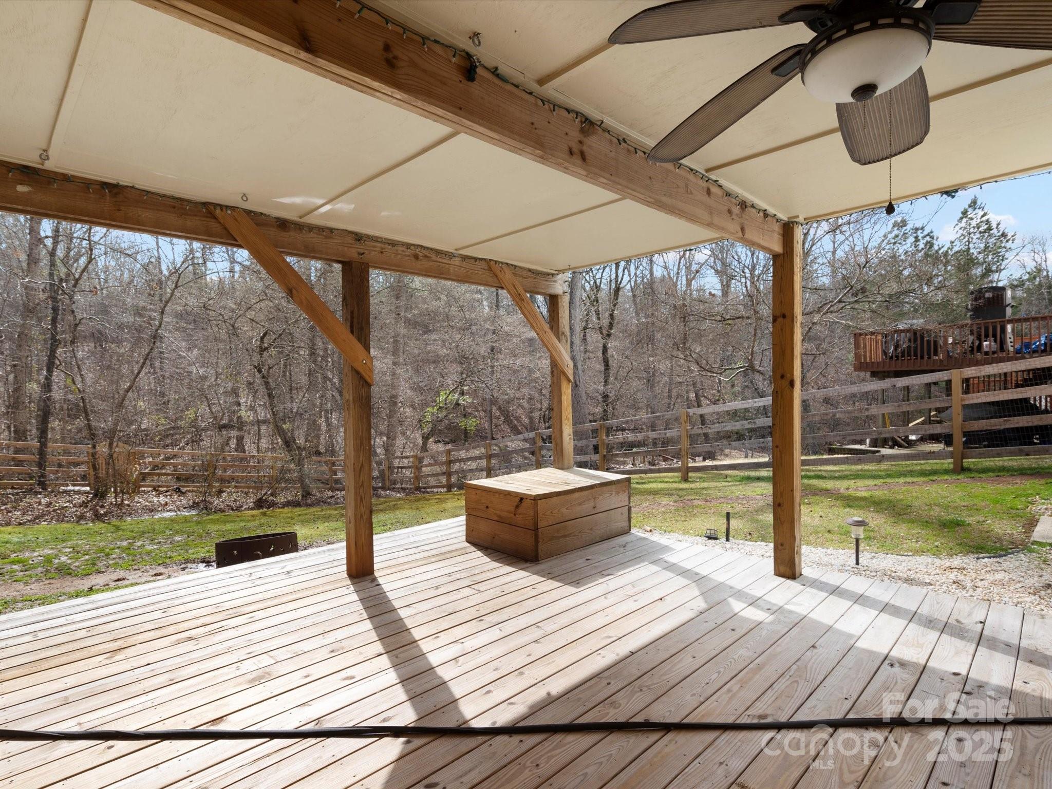 Woodside Falls - Residential