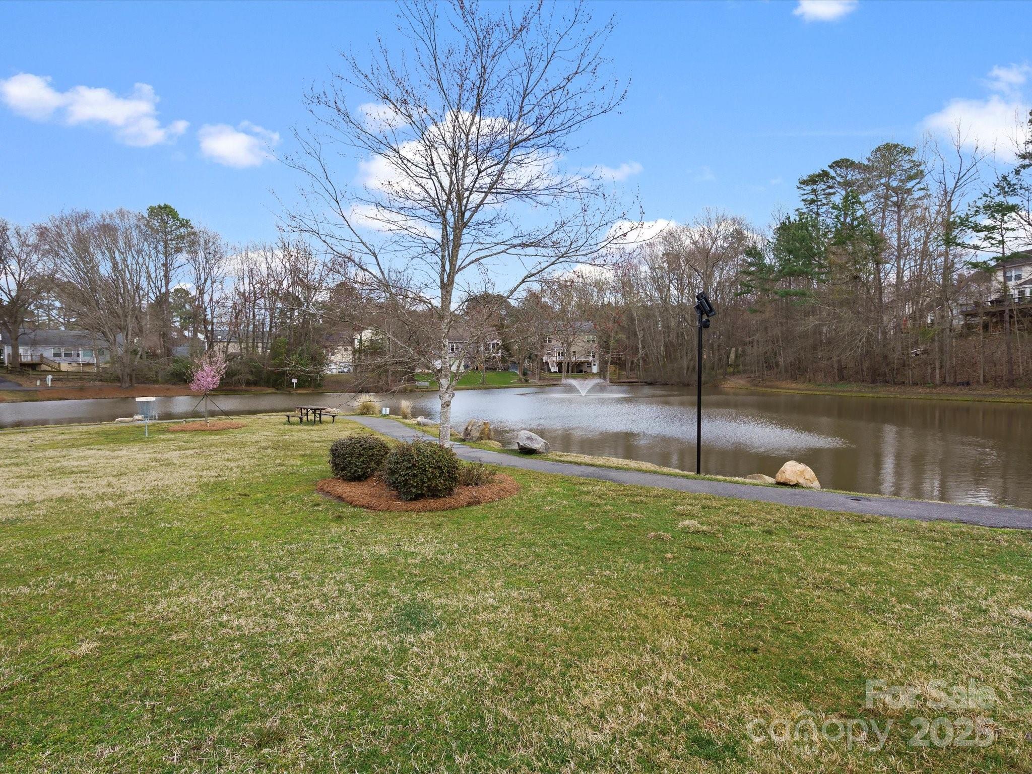 Woodside Falls - Residential