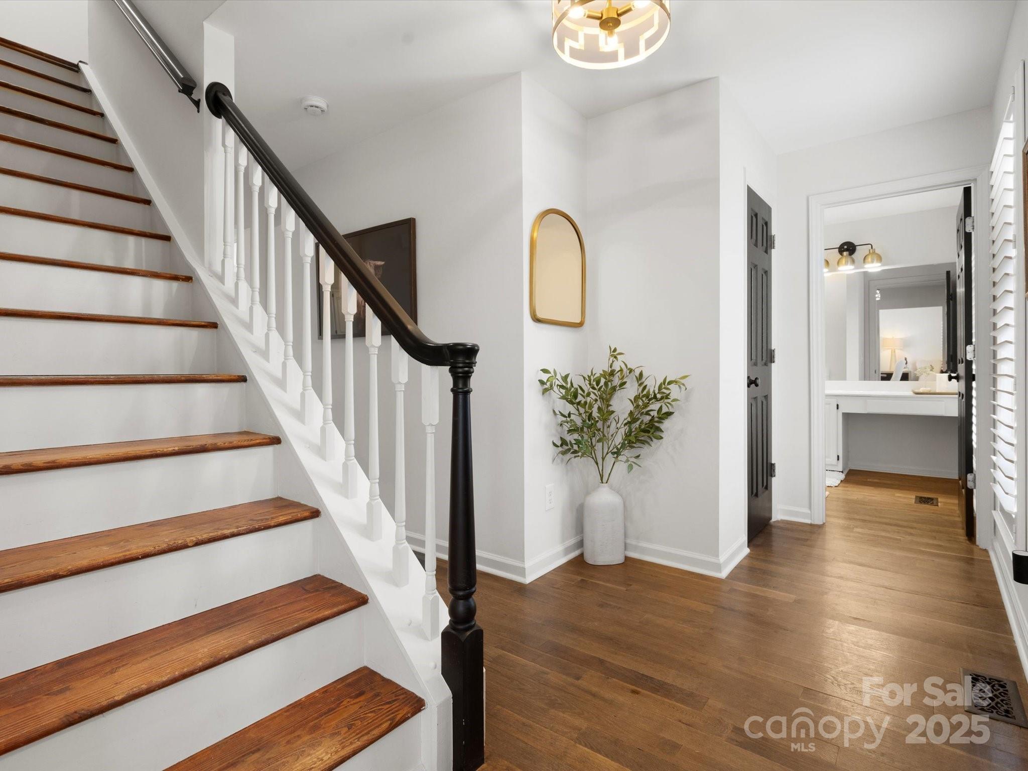 Woodside Falls - Residential