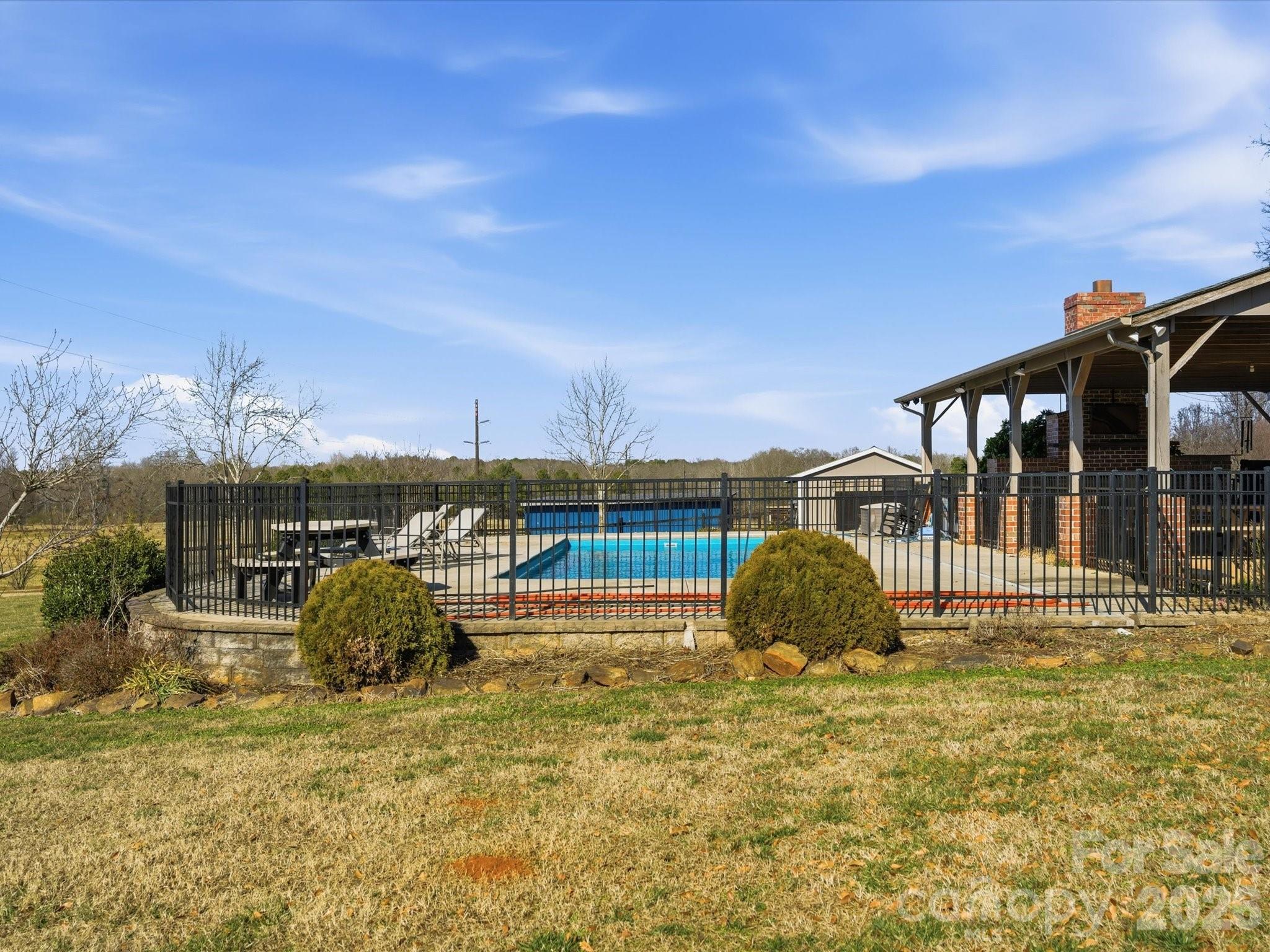 3135 Old Hickory Road