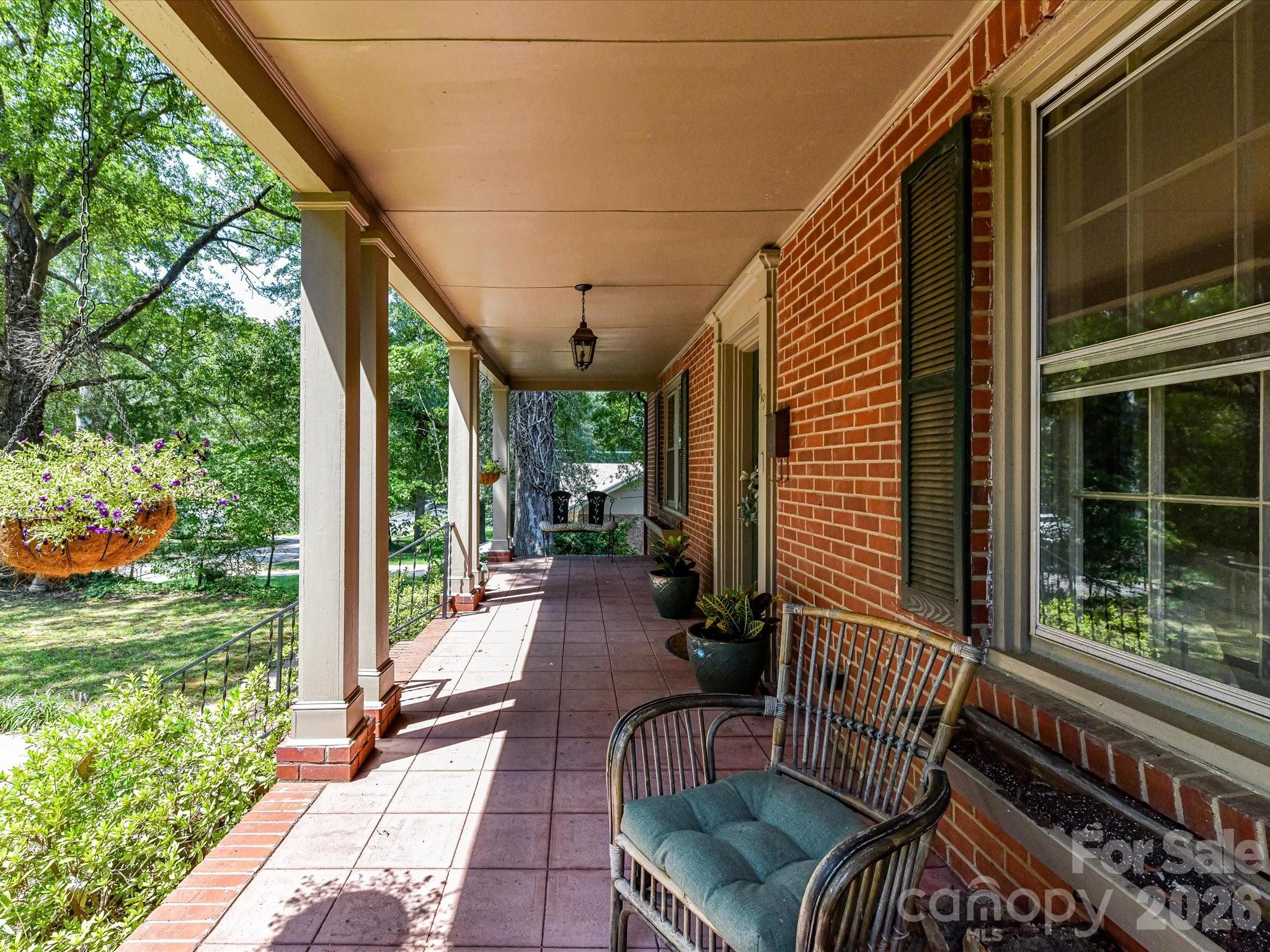 119 E Leroy Street