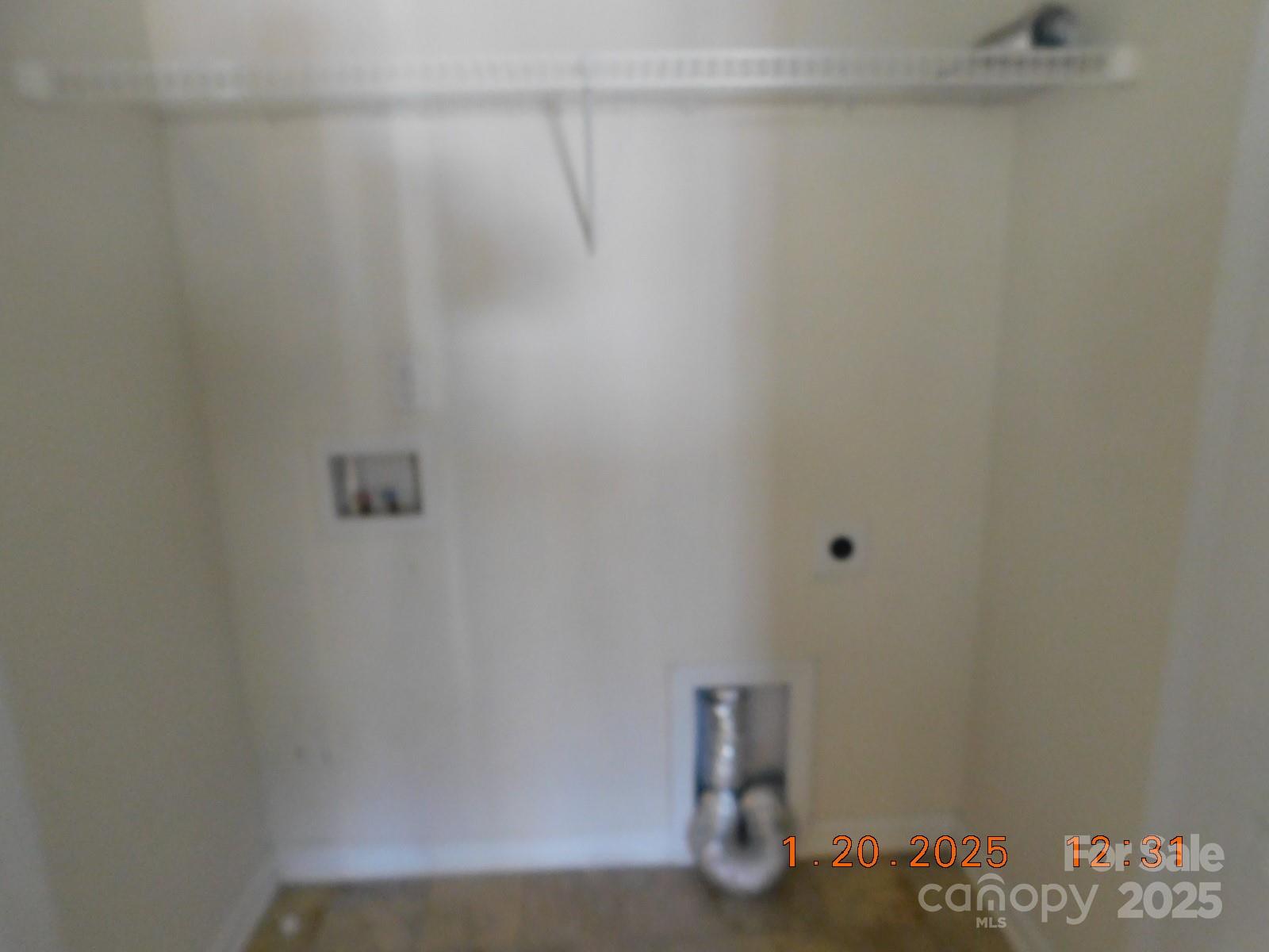 THE VILLAGE AT GRANTS CREEK - Residential