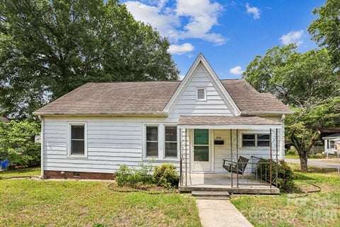 Photo of 1010 Desoto Avenue, Kannapolis, NC 28083 (MLS # 4388396)
