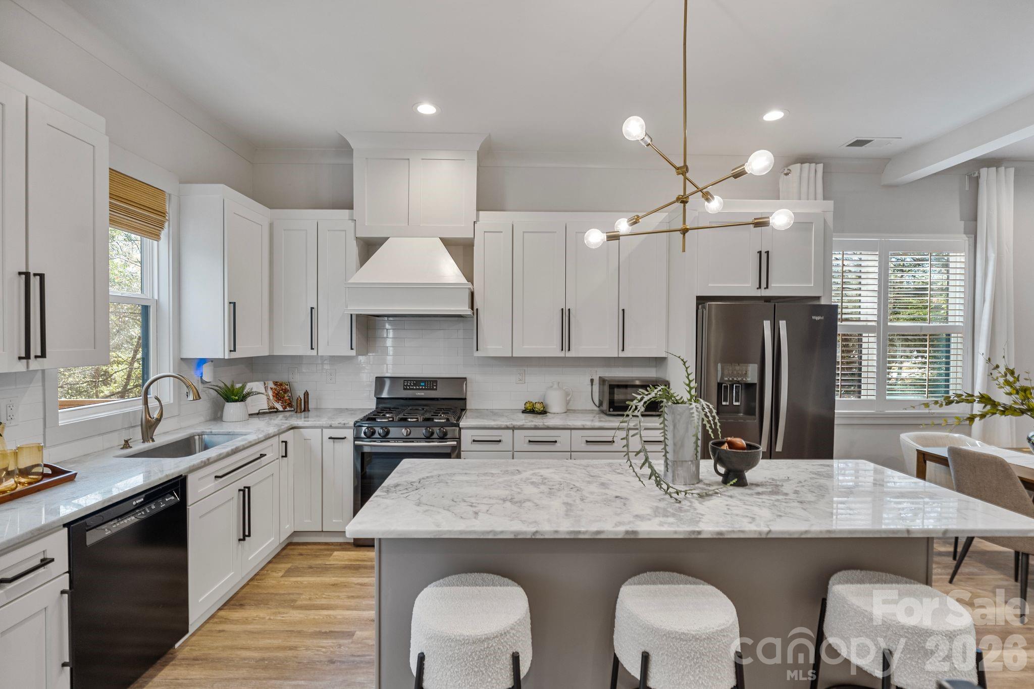 Country Club Heights - Residential