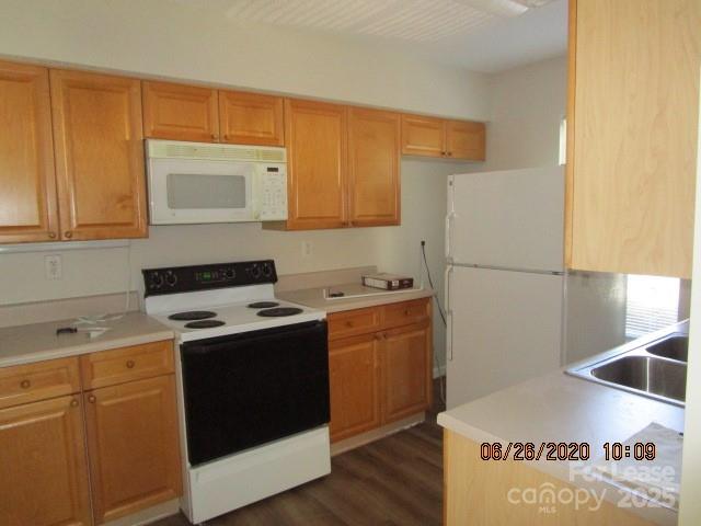 Melrose Townhomes - Residential Lease