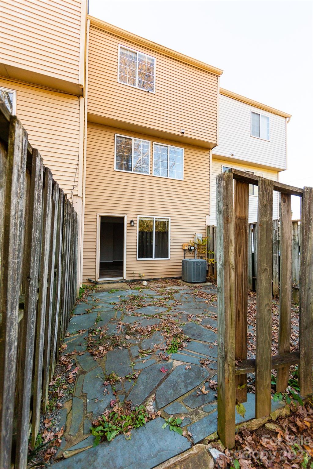 Holly Grove - Residential