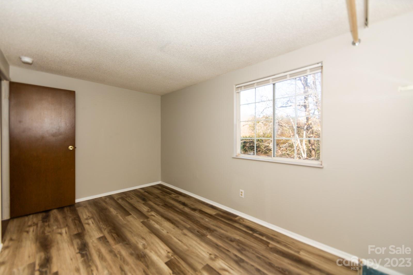 Holly Grove - Residential