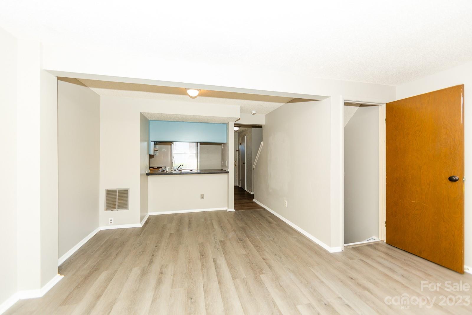 Holly Grove - Residential