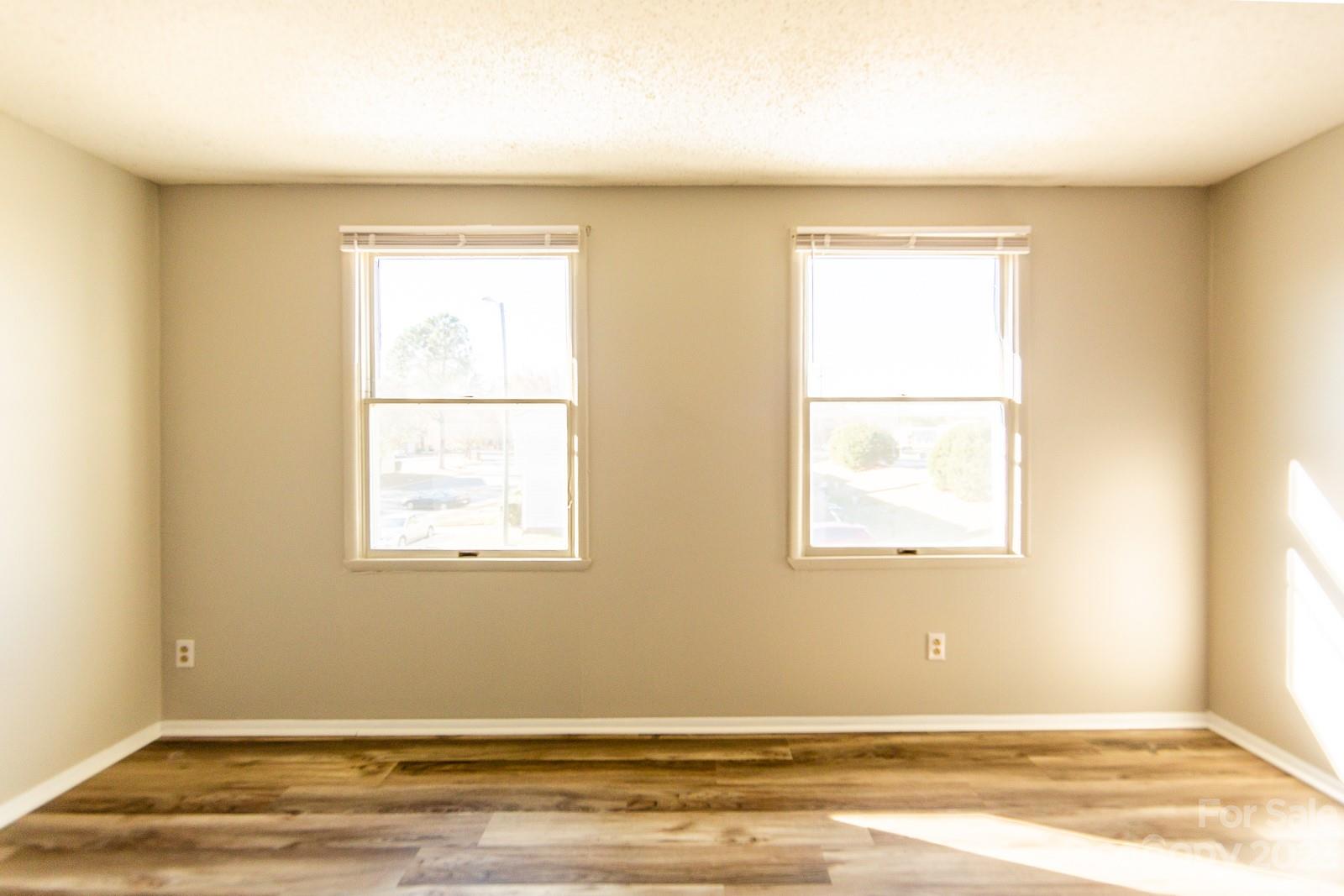 Holly Grove - Residential