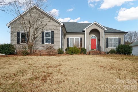 Photo of 13415 Willow Breeze Lane, Huntersville, NC 28078 (MLS # 4333335)