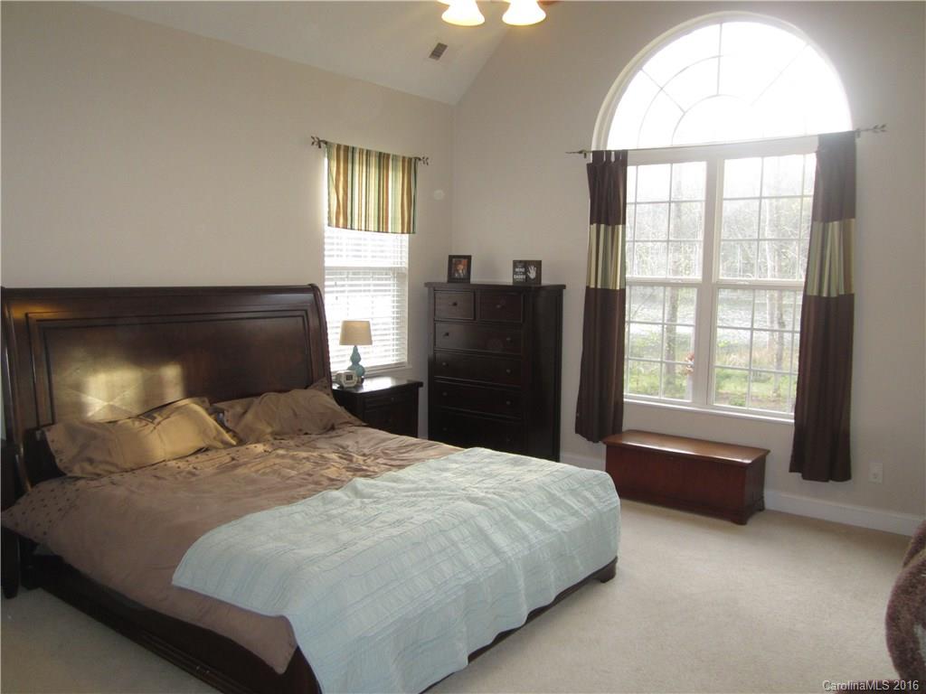 Henrys Orchard - Residential