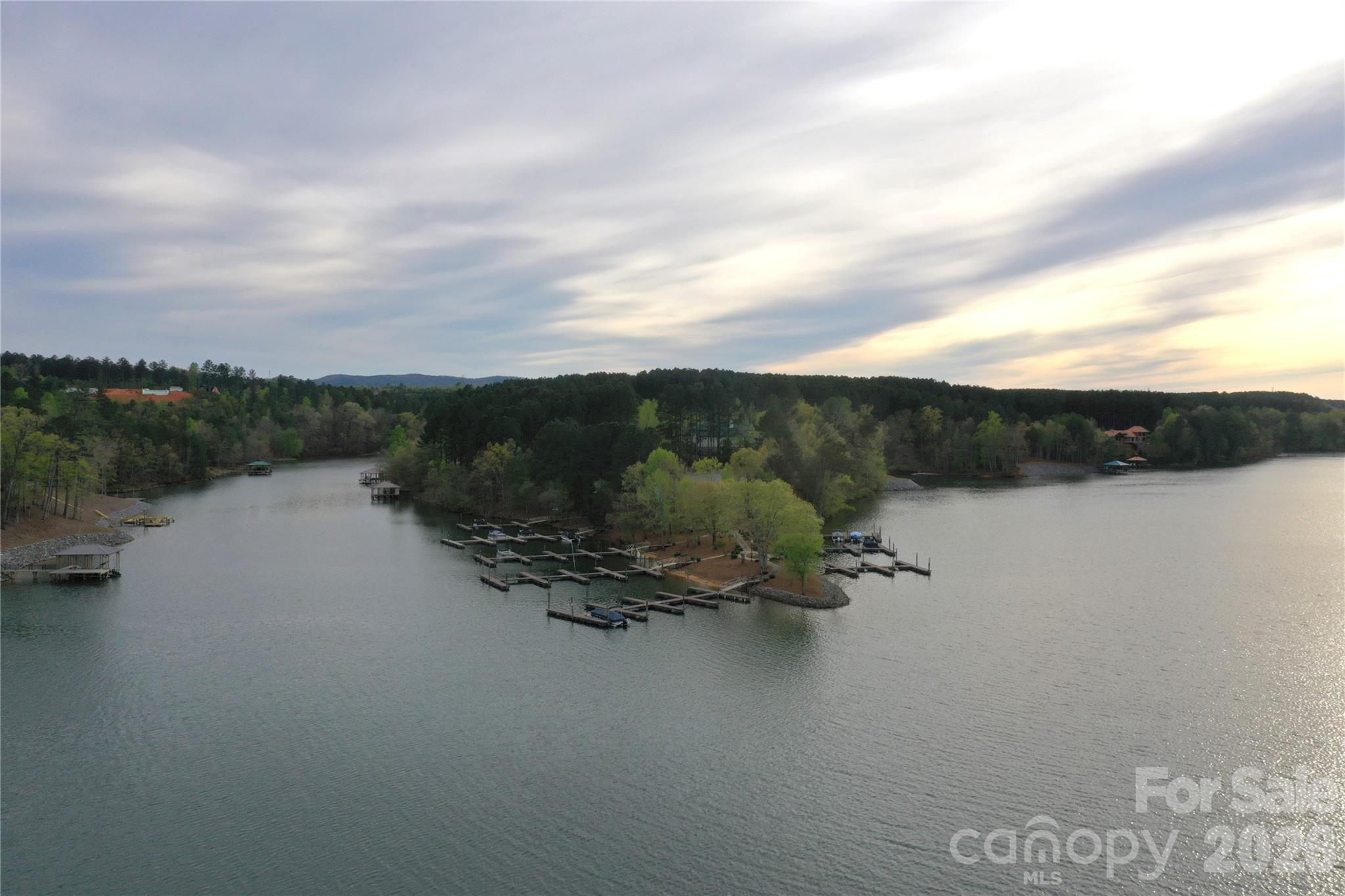 Paradise Harbor - Land